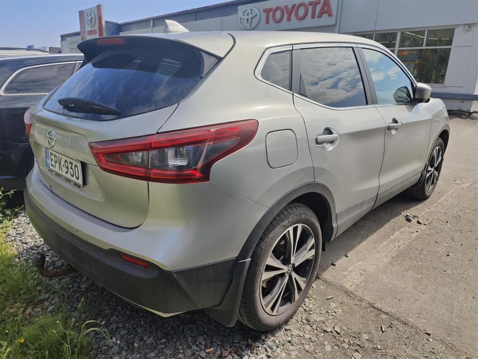 NISSAN QASHQAI 2018