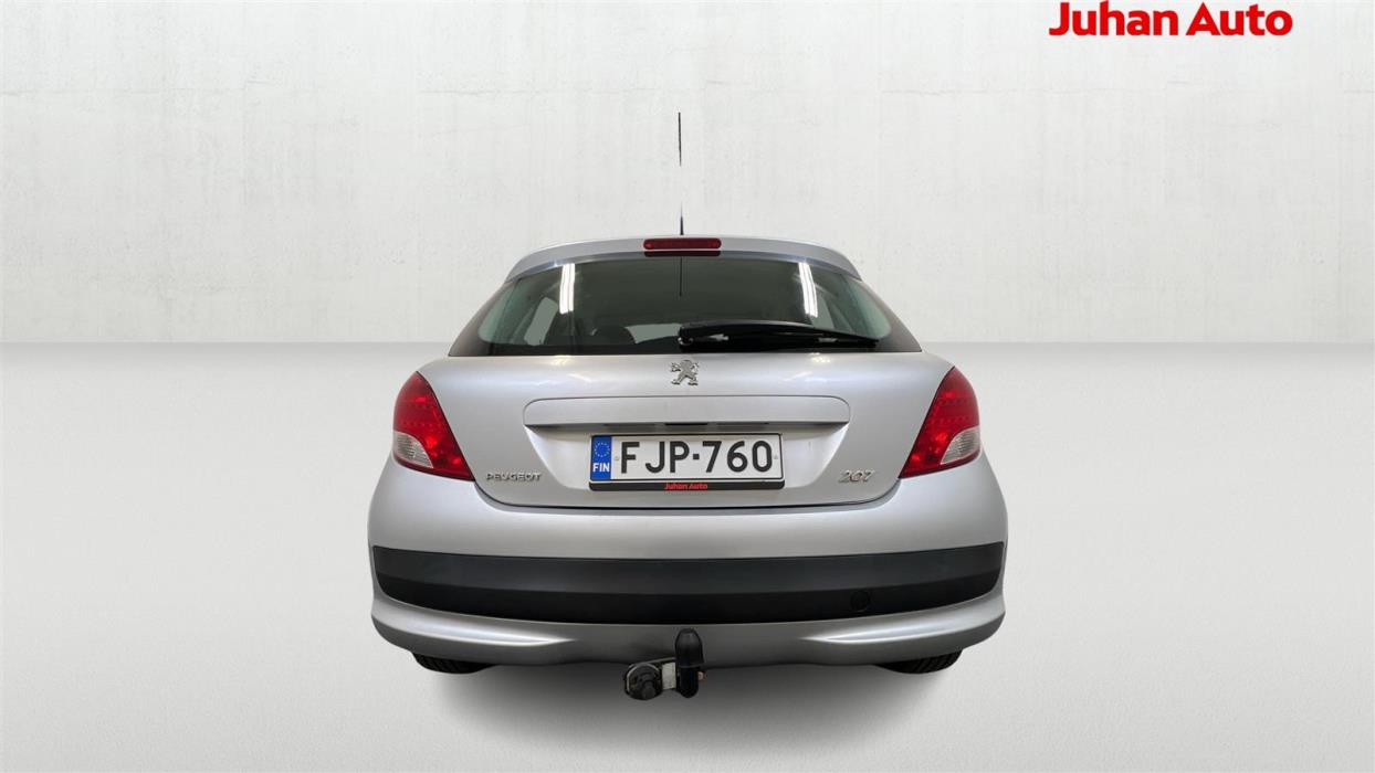 PEUGEOT 207 2010