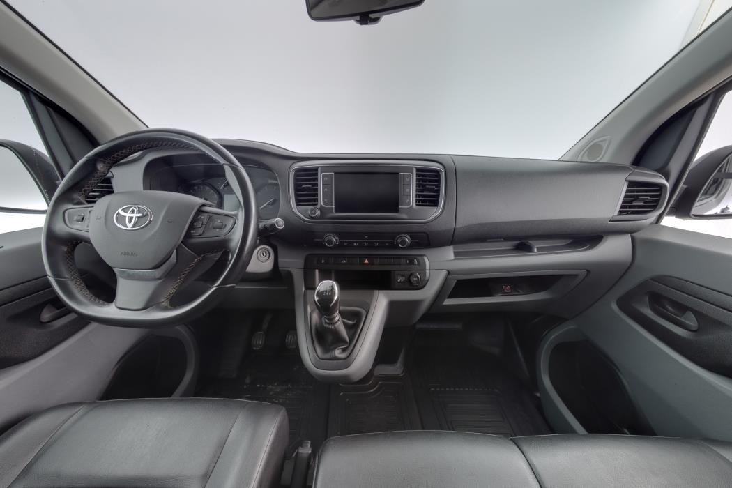 TOYOTA PROACE 2021