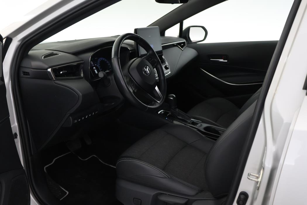 TOYOTA COROLLA 2024