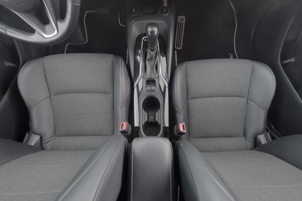 TOYOTA COROLLA 2024