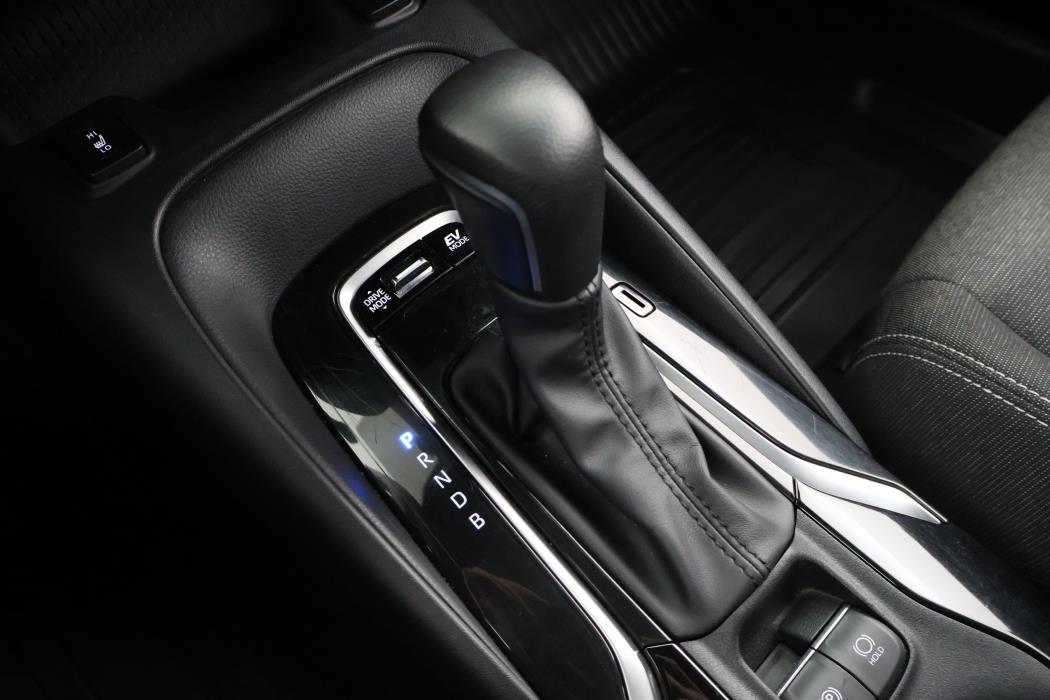 TOYOTA Corolla 2024