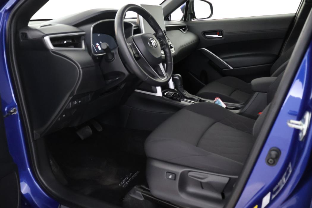 TOYOTA Corolla Cross 2023