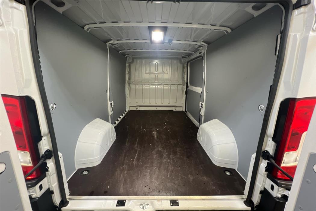 Toyota Proace MAX 2024