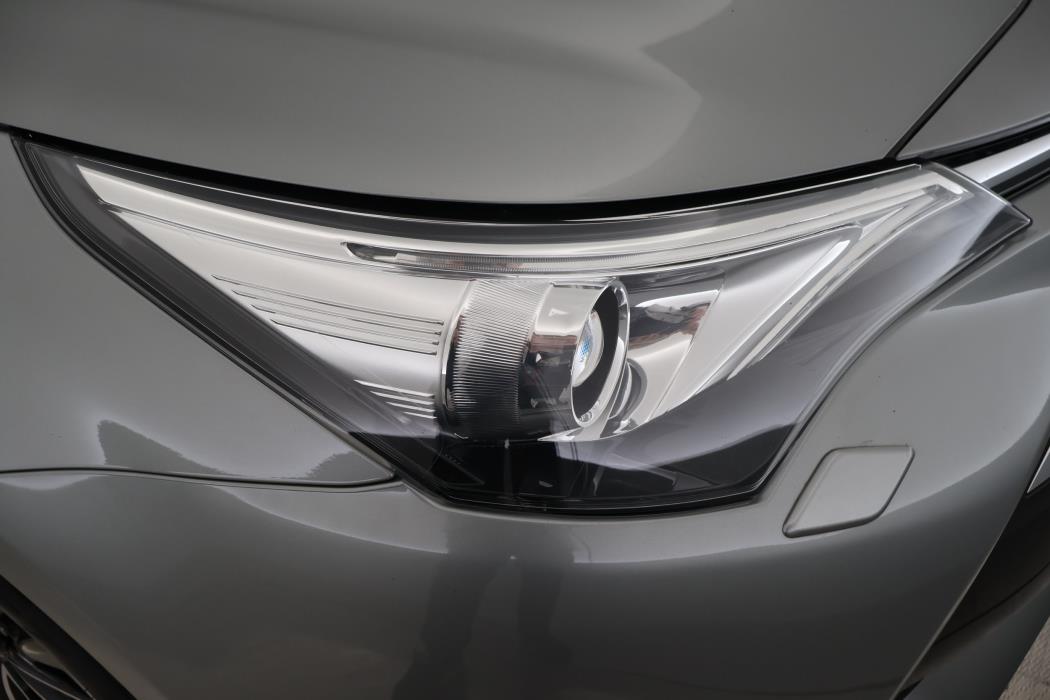 TOYOTA Avensis 2018