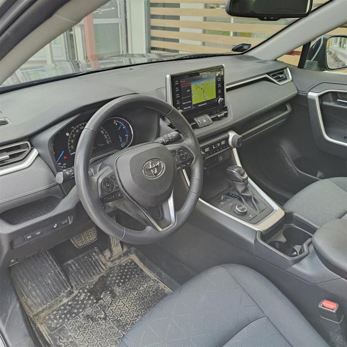 TOYOTA RAV4 2021