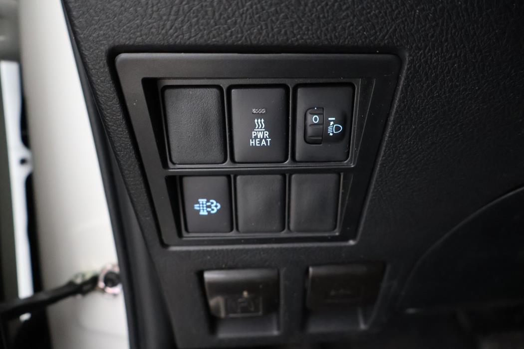 TOYOTA Hilux 2021