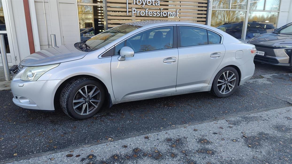 Toyota Avensis 2009