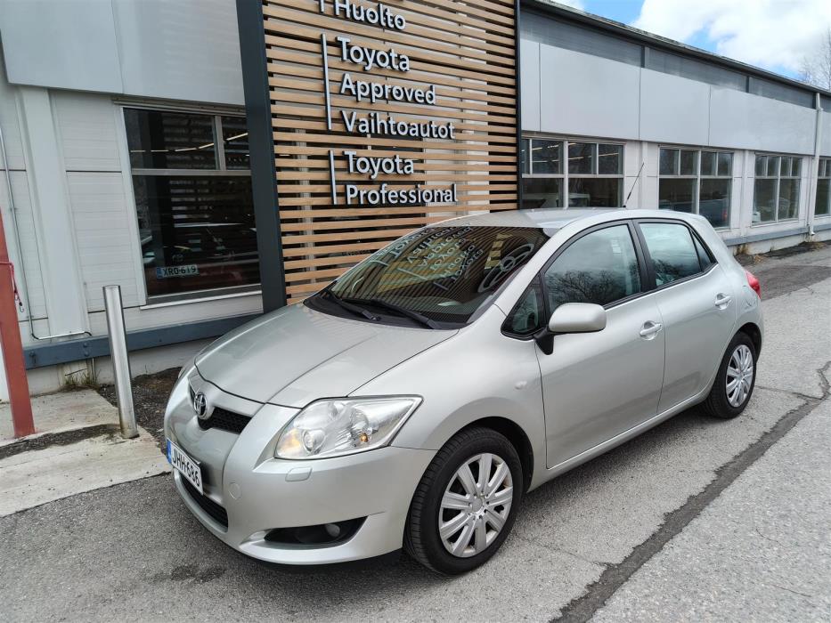 TOYOTA Auris 2008