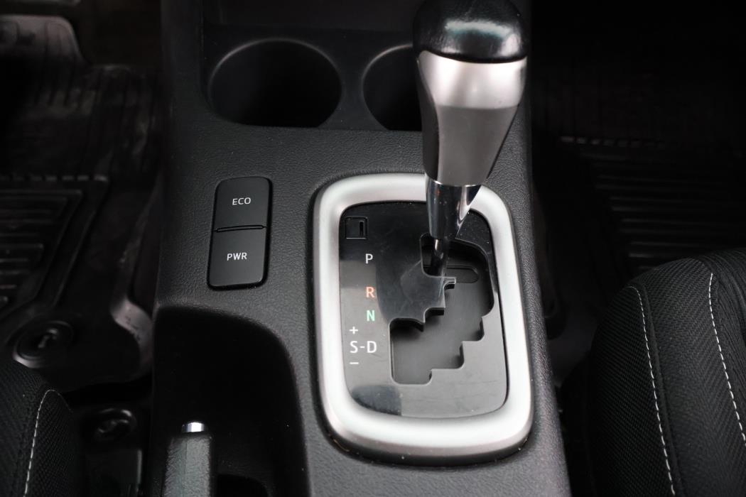 TOYOTA Hilux 2022