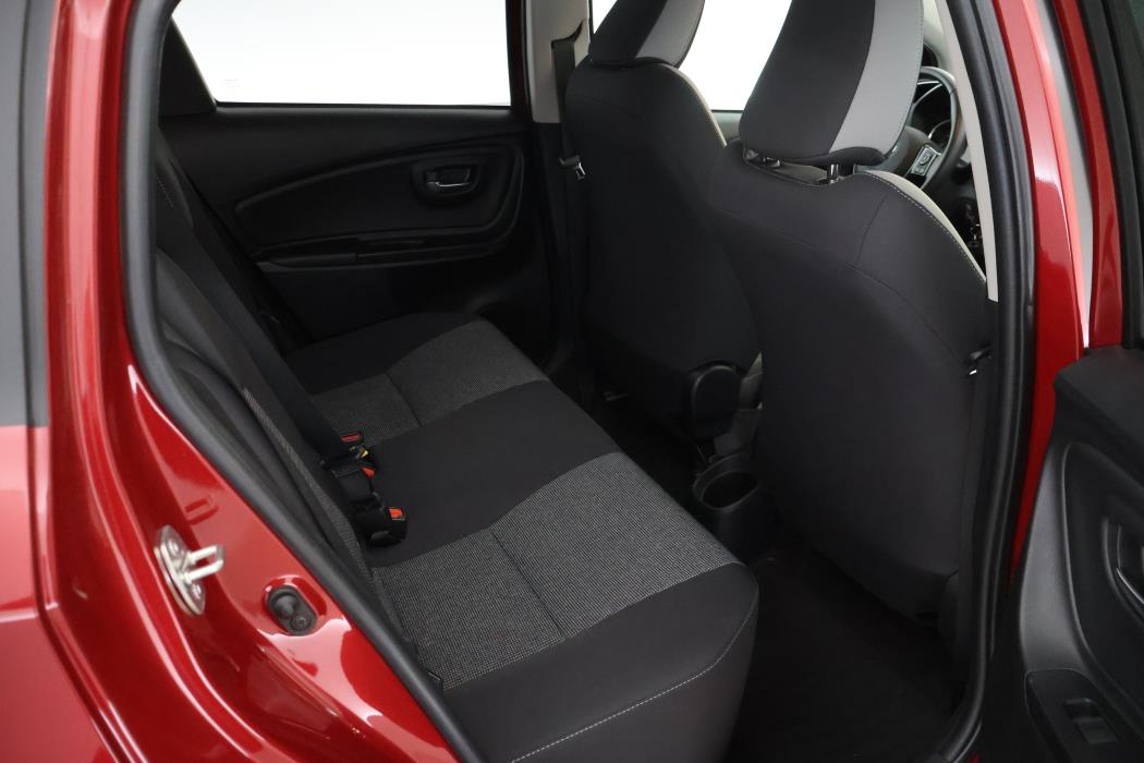 TOYOTA Yaris 2019