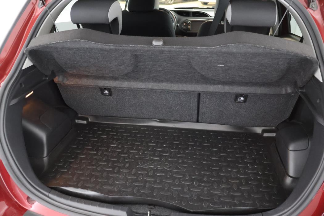 TOYOTA Yaris 2019