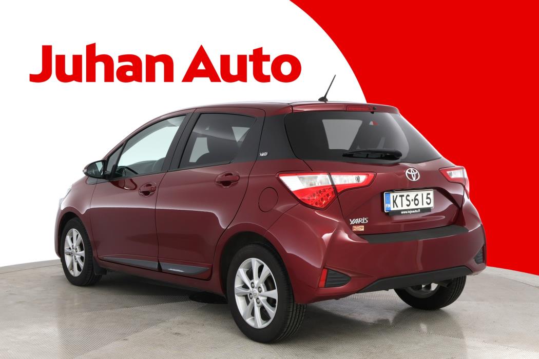 TOYOTA Yaris 2019