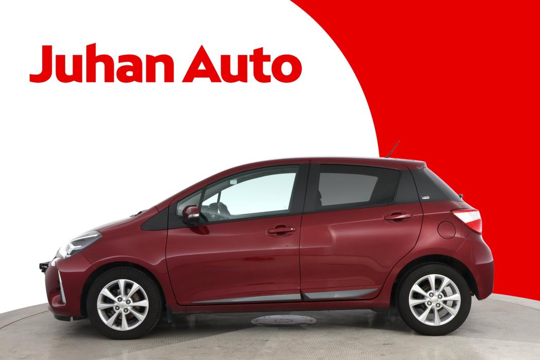 TOYOTA Yaris 2019