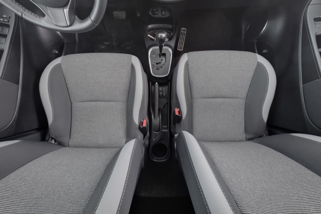 TOYOTA Yaris 2019