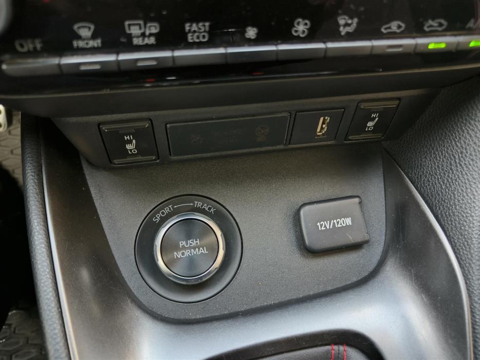 TOYOTA GR Yaris 2021