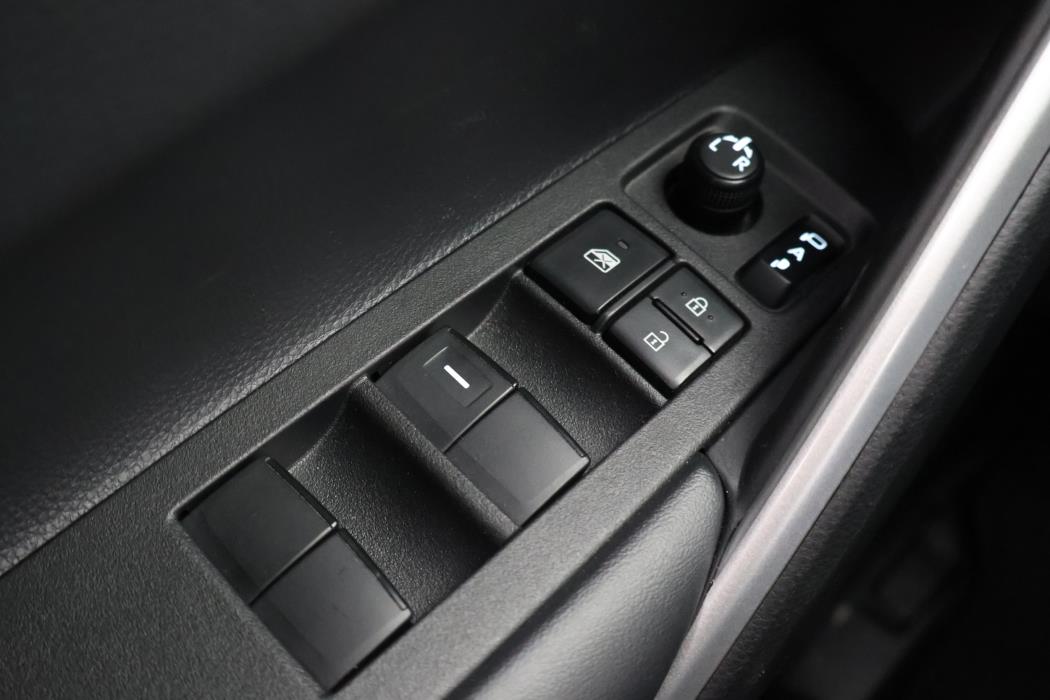 TOYOTA Corolla Cross 2024