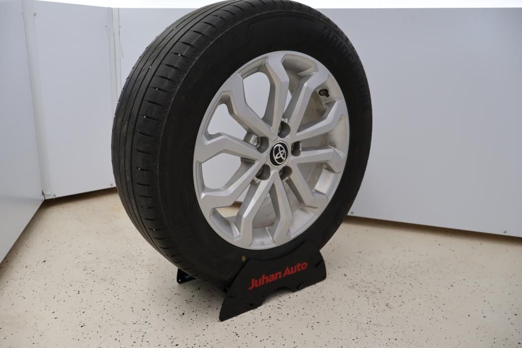 TOYOTA Corolla Cross 2024