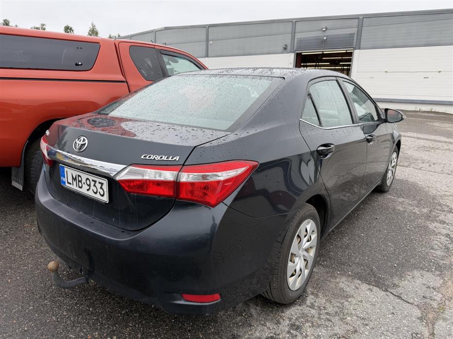 TOYOTA Corolla 2013