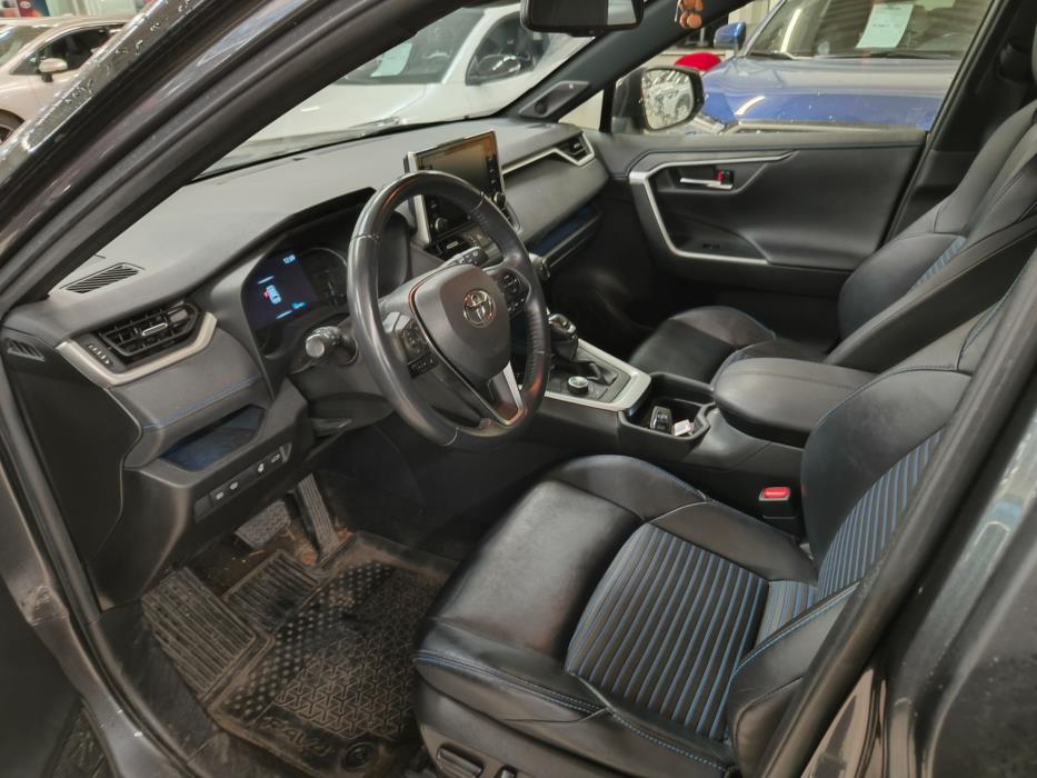 TOYOTA RAV4 2020