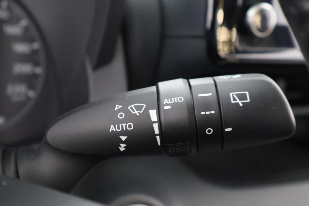 TOYOTA Yaris 2020