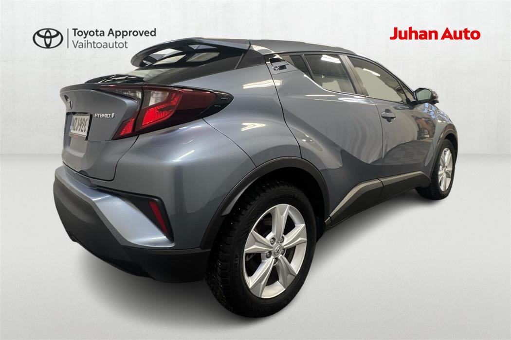 TOYOTA C-HR 2021