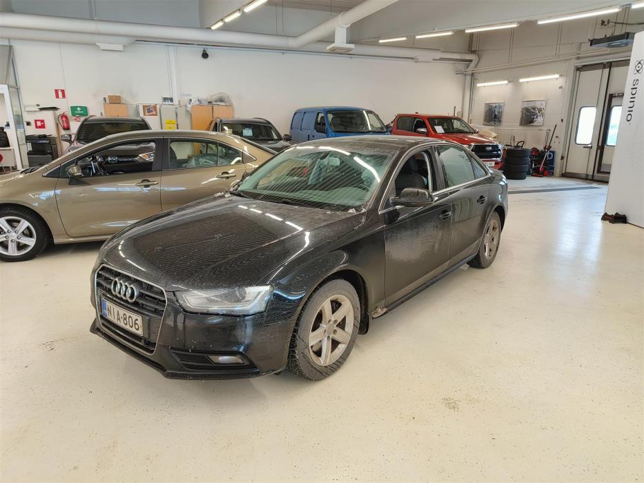 AUDI A4 2012
