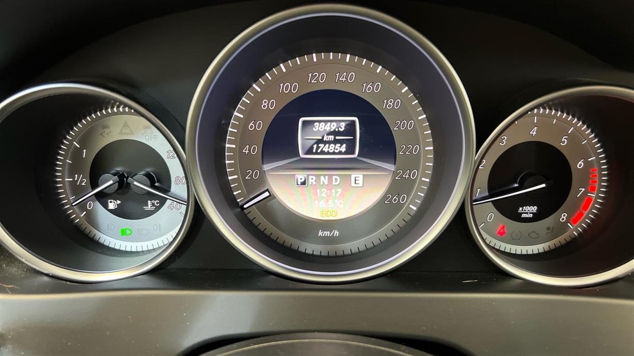 MERCEDES-BENZ C 2011