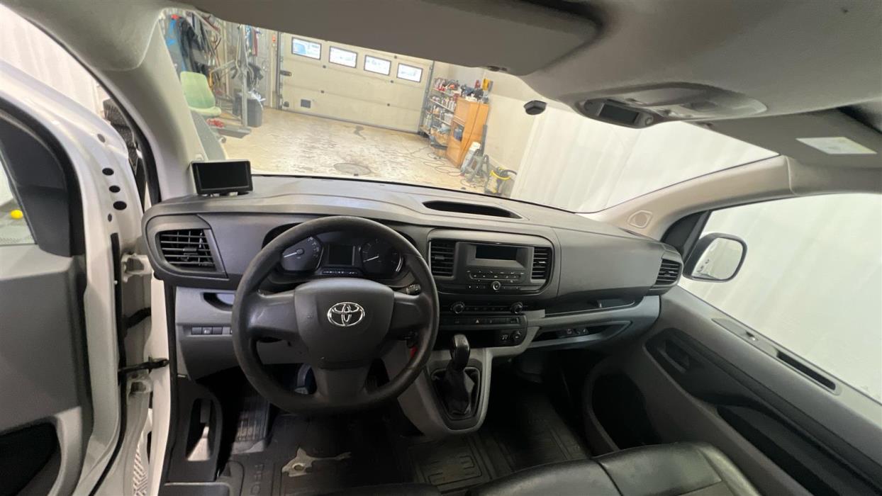 TOYOTA Proace 2018