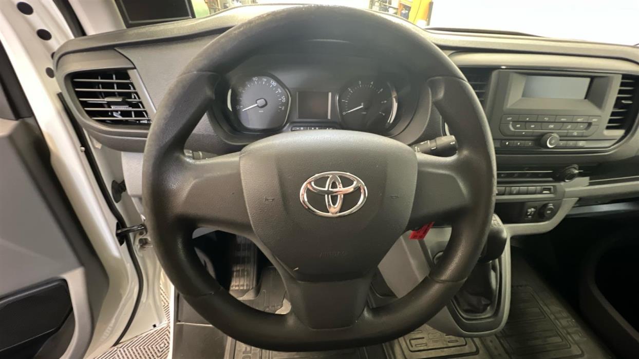 TOYOTA Proace 2018