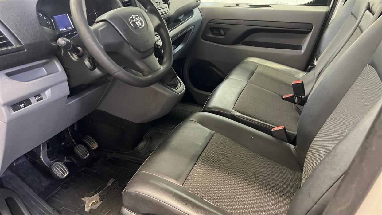 TOYOTA Proace 2018