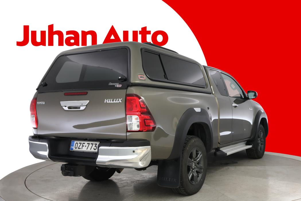 TOYOTA Hilux 2021