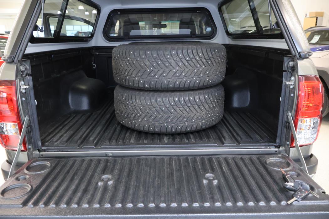 TOYOTA Hilux 2021