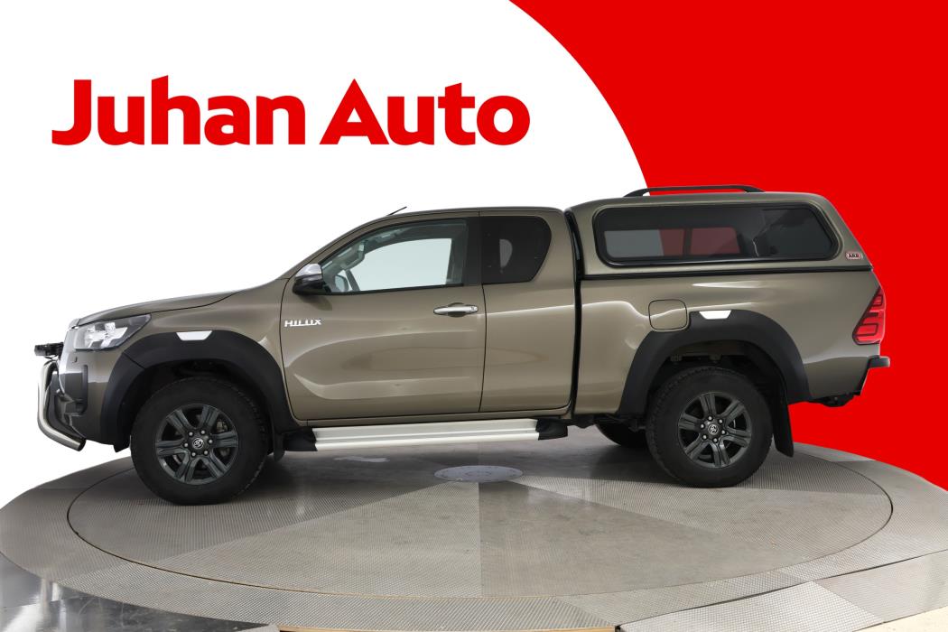 TOYOTA Hilux 2021