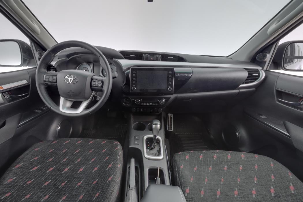 TOYOTA Hilux 2021