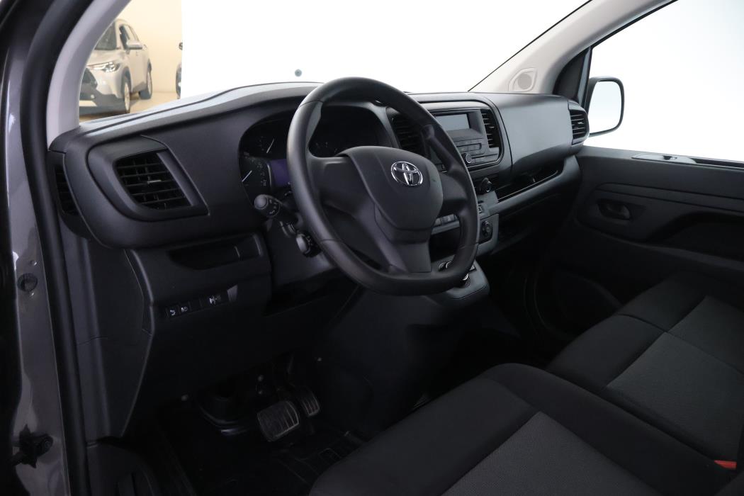 TOYOTA PROACE 2023