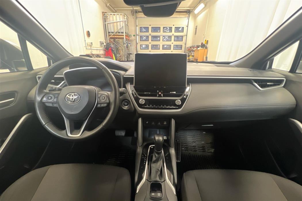 TOYOTA Corolla Cross 2023