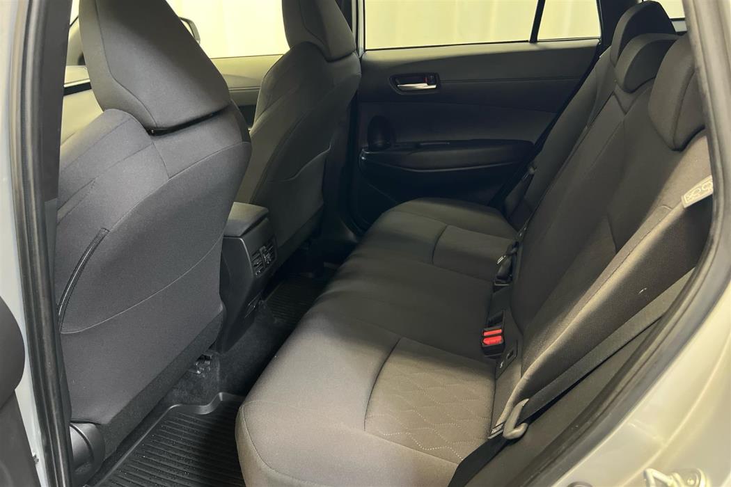 TOYOTA Corolla Cross 2023