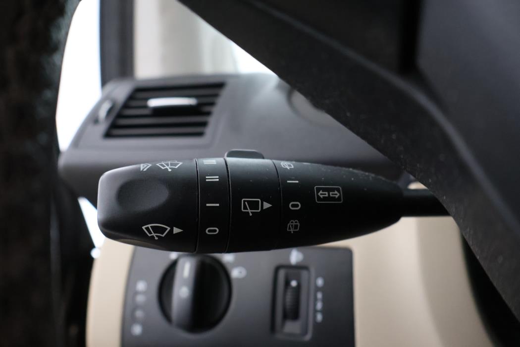 MERCEDES-BENZ A 2011