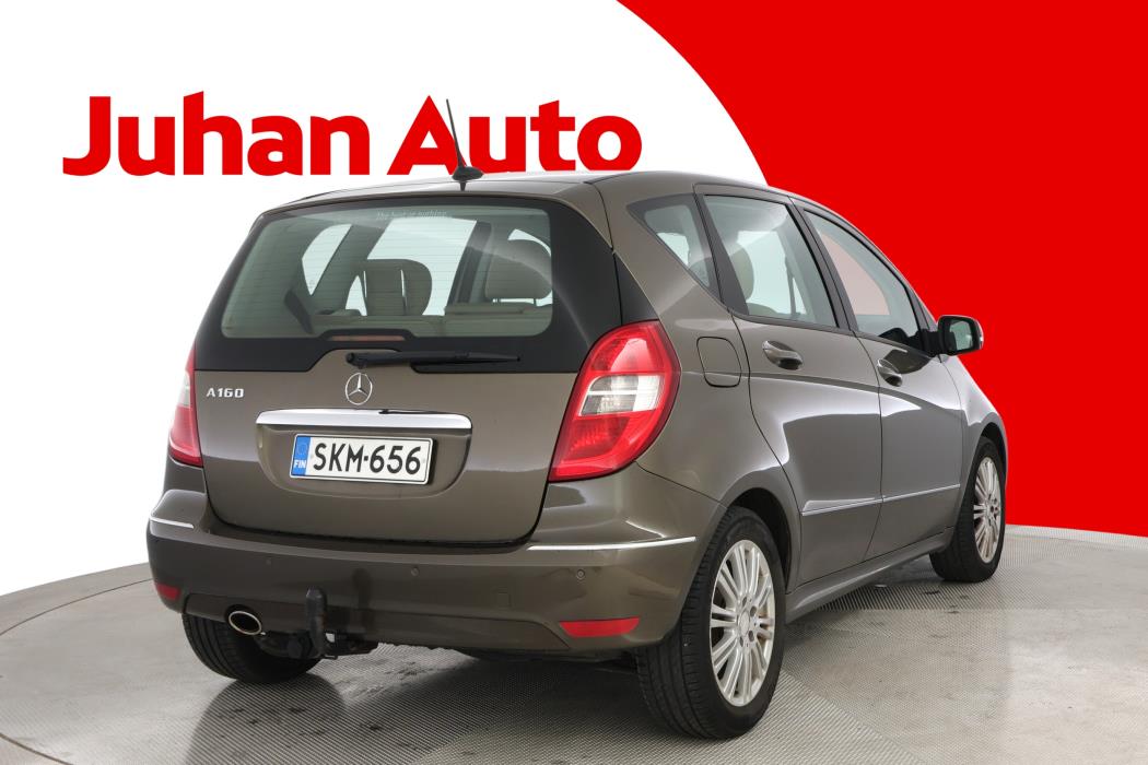 MERCEDES-BENZ A 2011