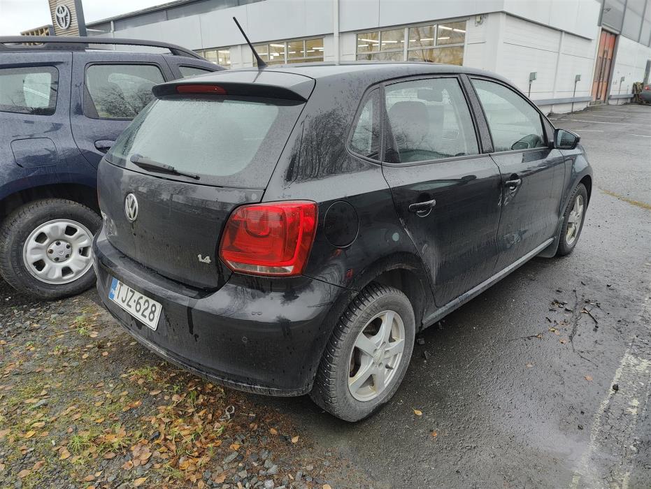 VOLKSWAGEN POLO 2010