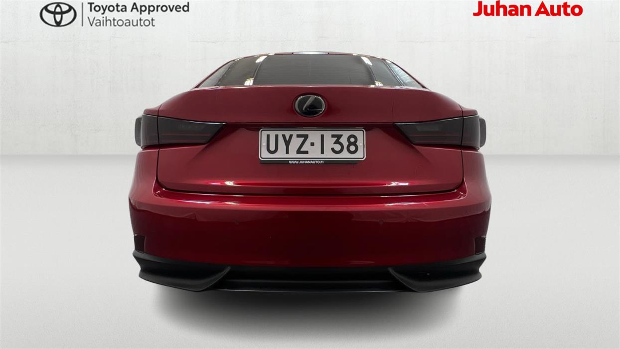 LEXUS IS 2015