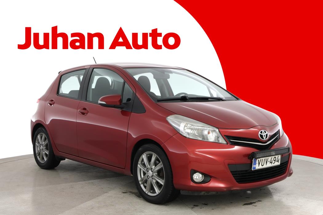 TOYOTA Yaris 2012