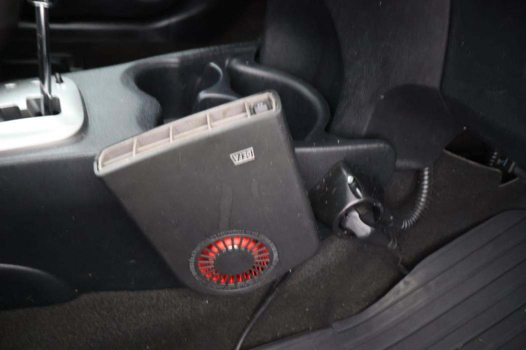 TOYOTA Yaris 2012