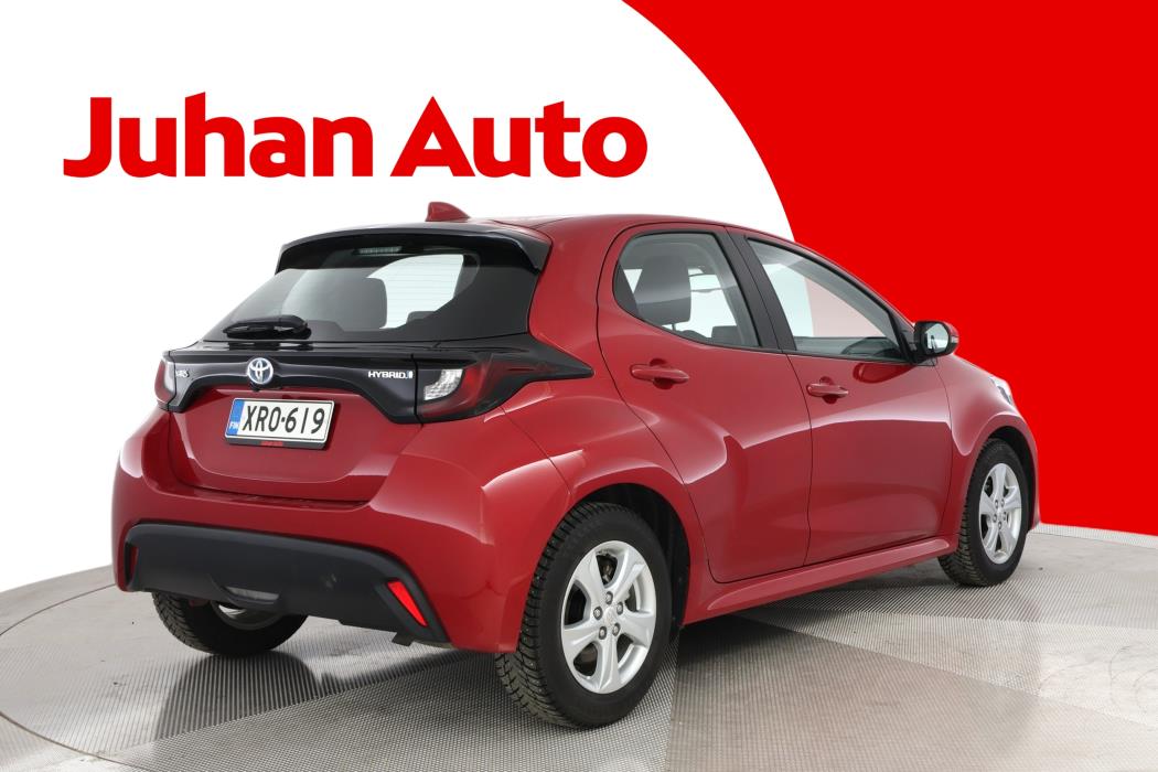 TOYOTA Yaris 2023