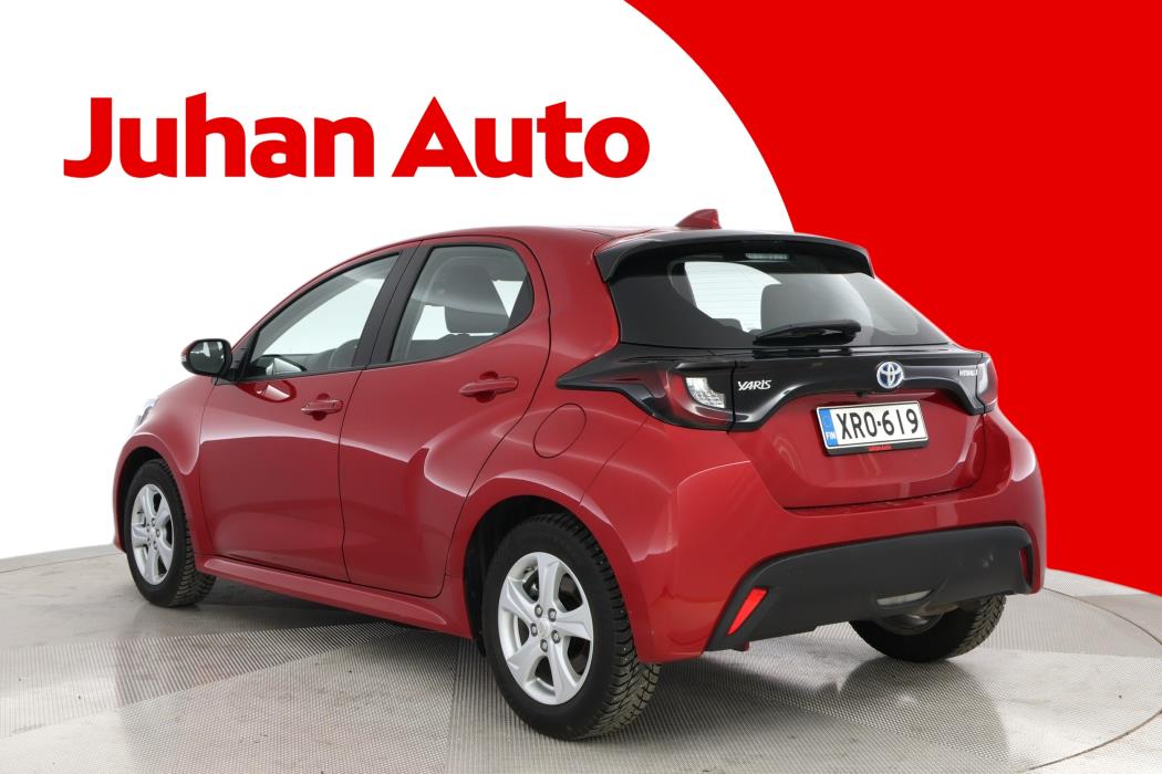 TOYOTA Yaris 2023