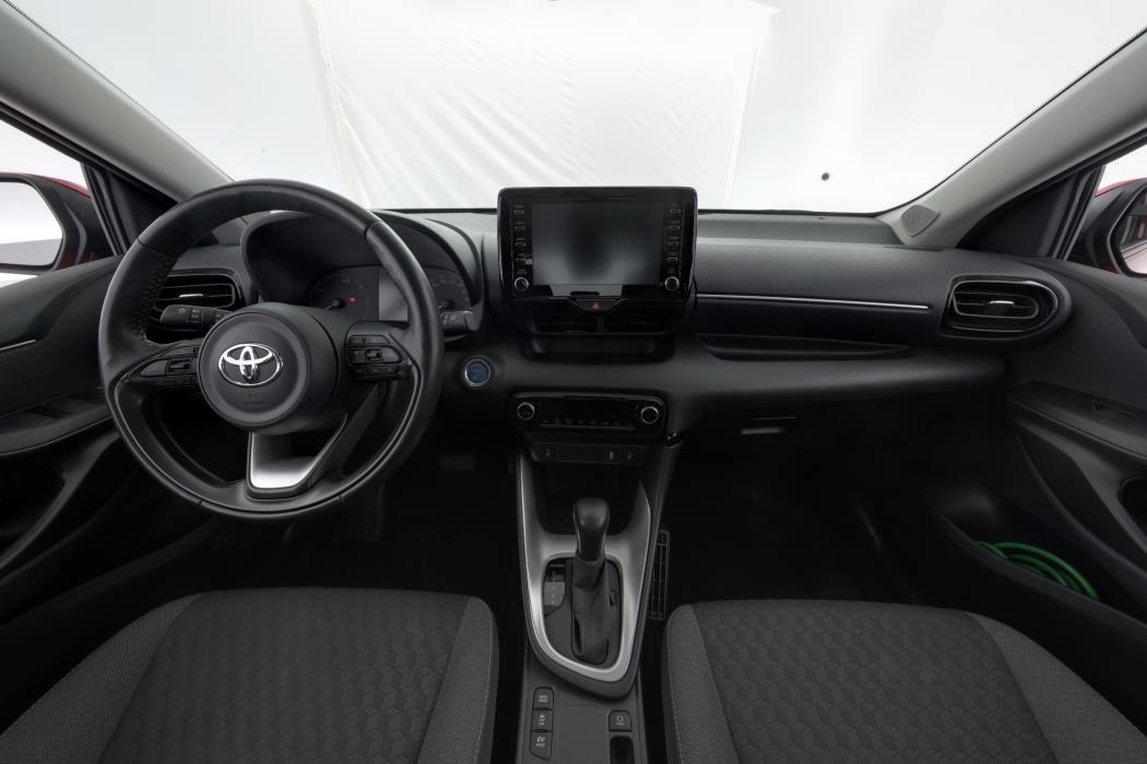 TOYOTA Yaris 2023