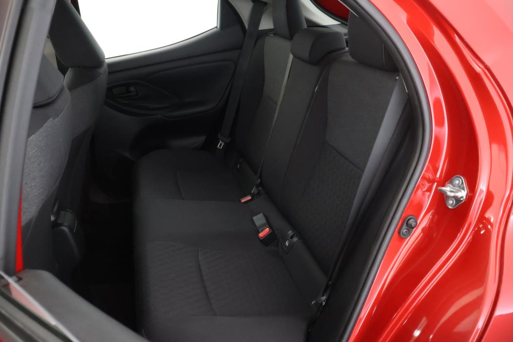 TOYOTA Yaris 2023