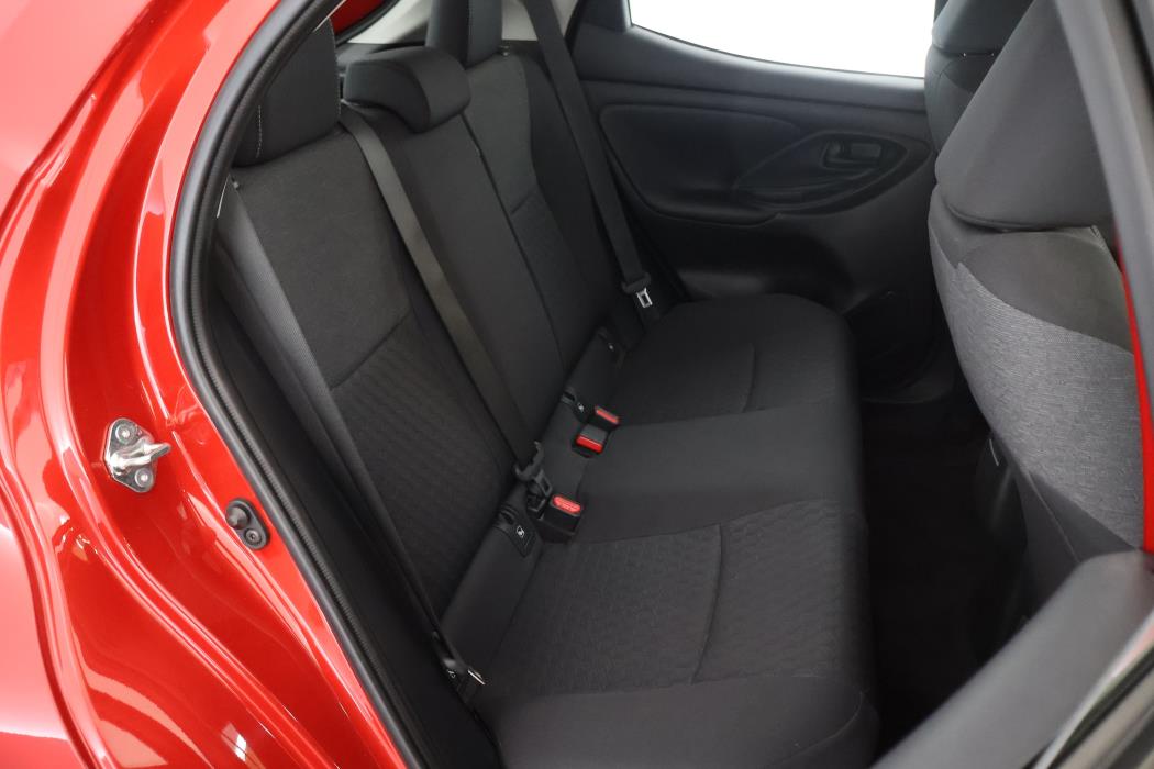 TOYOTA Yaris 2023