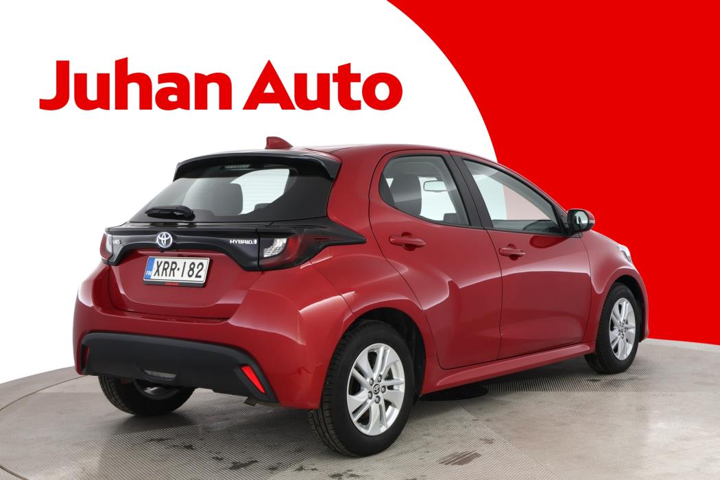 TOYOTA Yaris 2023